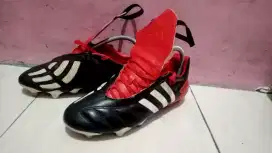 Sepatu bola ori no 40