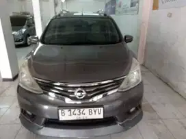 (Harga Cash) Nissan Grand Livina 1.5 HWS Automatic 2014 Abu.