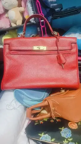 Hermes merah cod