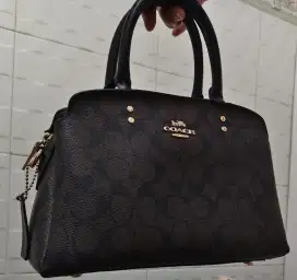 TAS BARU MERK COACH IMPORT UKURAN 26X16X10 CM