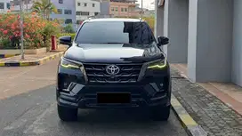 Toyota Fortuner VRZ 2.8 GR Sport Kicksensor 2022 Like New Condition