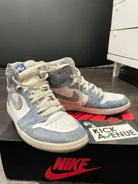 Nike Air Jordan 1 Retro High OG Hyper Royal