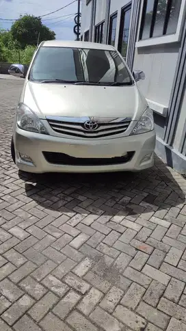 Toyota Kijang Innova 2009 Diesel