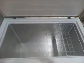 Jual cepat freezer dan showcase