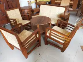 Kursi Antik & Langka Cirebon Kotak