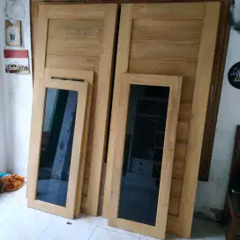 Pintu kamar kusen daun jendela gawang
