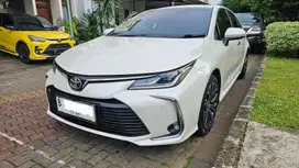 Toyota Corolla Altis 1.8 V A/T 2019