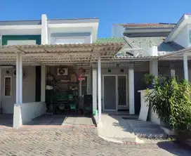 Semi Furnished Jual Rumah Full Bangunan Sukolilo Dian Regency