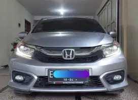 Honda Brio Satya 1.2 E MT (manual) tahun 2019 Silver.