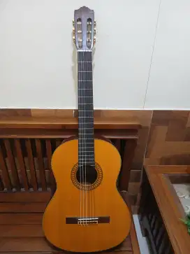 Yamaha C390 Gitar Klasik