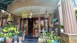 DIJUAL RUMAH DI LEBAK BULUS Lokasi  STRATEGIS  - LT 720m2 LB 450m2