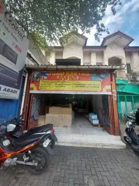 DIJUAL CEPAT RUKO 2LANTAI, Parkiran luas pinggir jalan utama. CIBUBUR