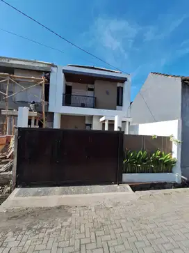 RUMAH JL. KEBO IWA SELATAN DEKAT MCD DAN KFC GATSU BARAT DENPASAR