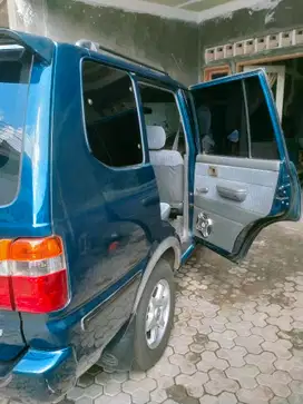 Toyota Kijang 2000 Bensin