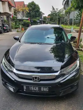 Honda Civic Turbo A/T Th 2017