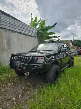 Bismillah jual Nissan Navara Mulus Murah