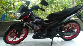 Di jual honda sonic tahun 2019