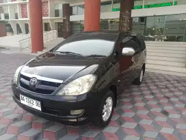 Kijang innova V 2006