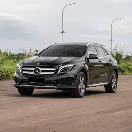 Mercedes Benz GLA200 AMG Line