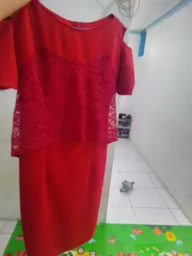 Dress wanita merah