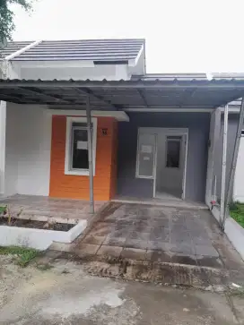 Dikontrakan Rumah Minimalis dan bergaya Asri di tengah kota