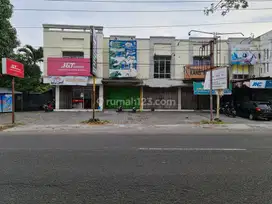 Ruko 2 lantai strategis di jalan ahmad yani gilingan banjarsari solo