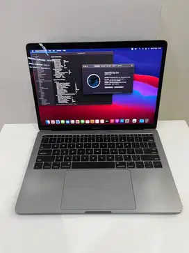 MacBook Pro 2017 i5 13” 8/128 Grey