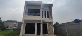 Di JUAL RUMAH 2 LANTAI CLUSTER MEWAH DAN STRATEGIS