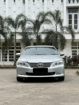 [Dp 10 jt] Toyota Camry V Matic 2014, Siap Pakai, Termurah