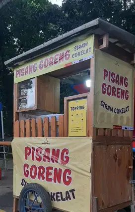 Lowongan Penjaga Tenda Pisang Goreng – Gaji Menarik, Jam Nyaman