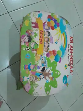 Meja lipat anak kayu