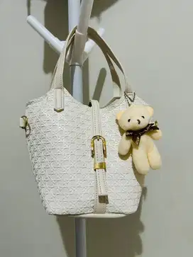 Tas lucu dan elegan