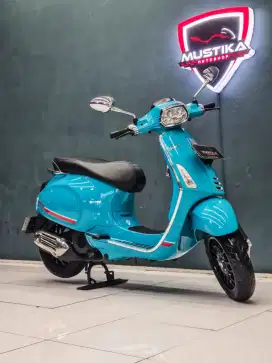 Kado tahun baru‼️ Vespa Sprint S150 ABS 2022 Blue Audace