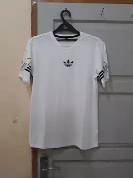 Kaos Dryfit Adidas size M