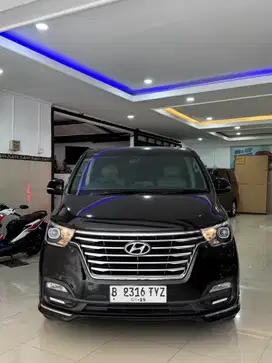 Hyundai H-1 CRDi ROYALE 2019 SOLAT