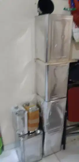 Derign kaleng multi fungsi bekas lem