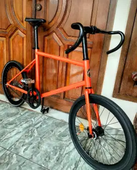 Minivelo milugo fix gear wheelset 22 warna orange