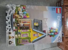 UP House Lego #43217