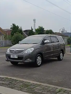 TOYOTA INNOVA V M/T 2010 LOW KM ISTIMEWA