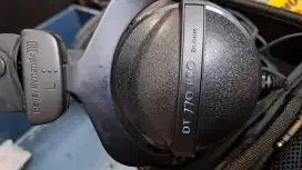 Beyerdynamic DT770 Pro headphone shure sennheiser akg rcf mackie