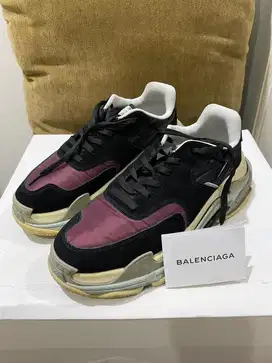 Sneakers balenciaga triple s black burgundy rare design original