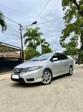 Honda City E matic 2012