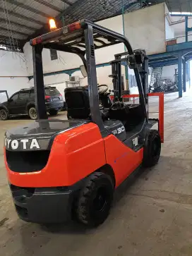 Forklift Toyota forklip 3 ton