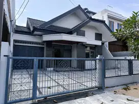 SIAP HUNI! Rumah Luas di Pusat Kota Cimahi