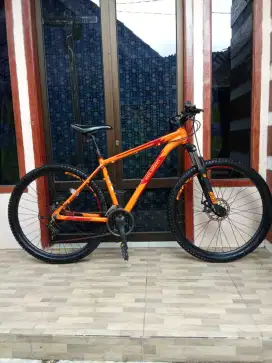 Sepeda MTB Polygon CASCADE 2 msh bagus terawat