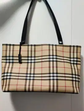 Tas Wanita Burberry Original.