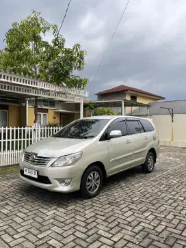 Kijang Inova 2.5 G M|T 2012