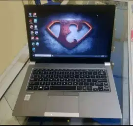 Laptop Toshiba Slim I5