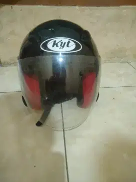 HELM KYT DJ MARU