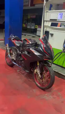 Honda cbr250rr abs